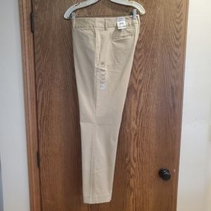 G H Bass & Co Stretch Pants  Beige  Size 10 Regular NWT